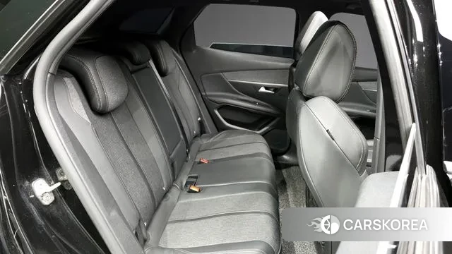 Peugeot 3008 second generation 2019 Черный из Кореи, фото 3