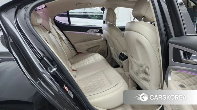 Genesis G70 2019 Черный из Кореи, фото 3