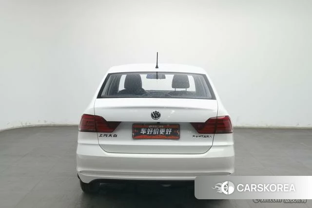 Volkswagen Santana 2022 Белый из Китая, фото 3