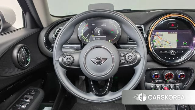 Mini Cooper Clubman 2021 Черный из Кореи, фото 3