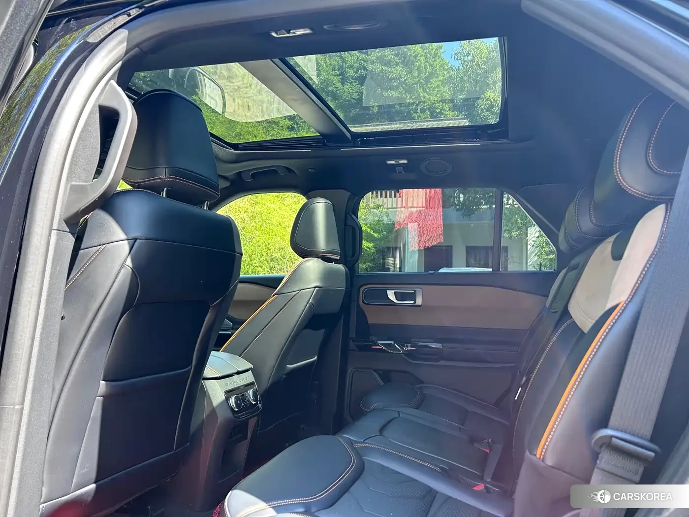Ford Explorer 2026 Черный из Китая, фото 3
