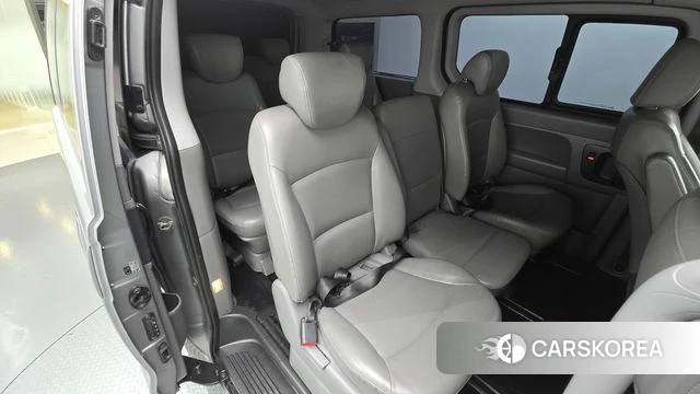 Hyundai The New Grand Starex 2018 Серебристо-серый из Кореи, фото 3