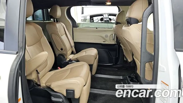 Toyota Sienna 4th Generation 2022 Белый из Кореи, фото 3