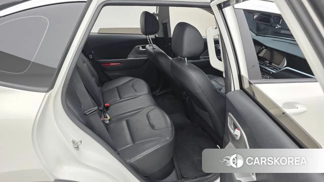 Kia Niro Plus 2022 Белый из Кореи, фото 3