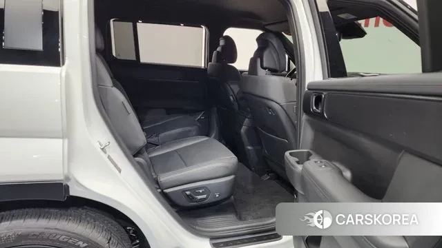 Hyundai Santa Fe (MX5) 2024 Белый из Кореи, фото 3