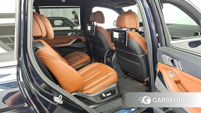 BMW X7 (G07) 2021 Черный из Кореи, фото 3