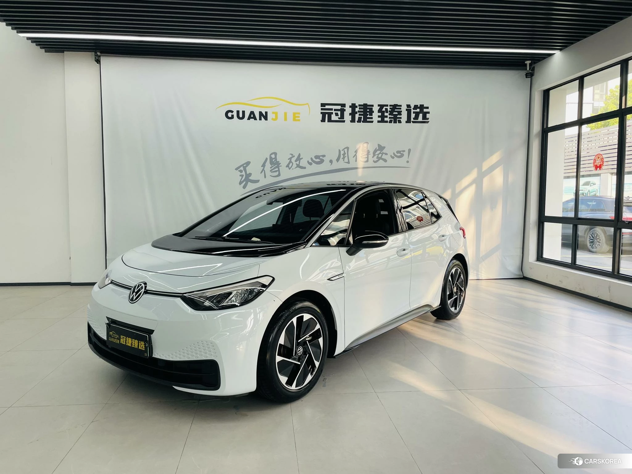 Volkswagen ID.3 2023 Белый из Китая, фото 3