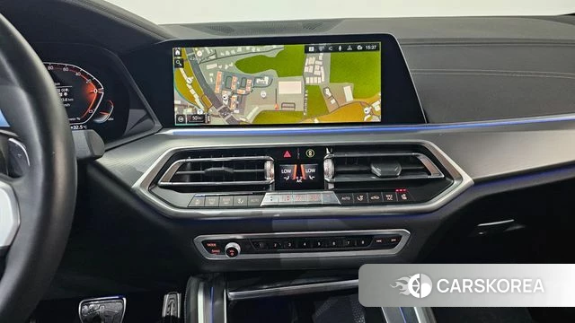 BMW X6 (G06) 2023 Белый из Кореи, фото 3