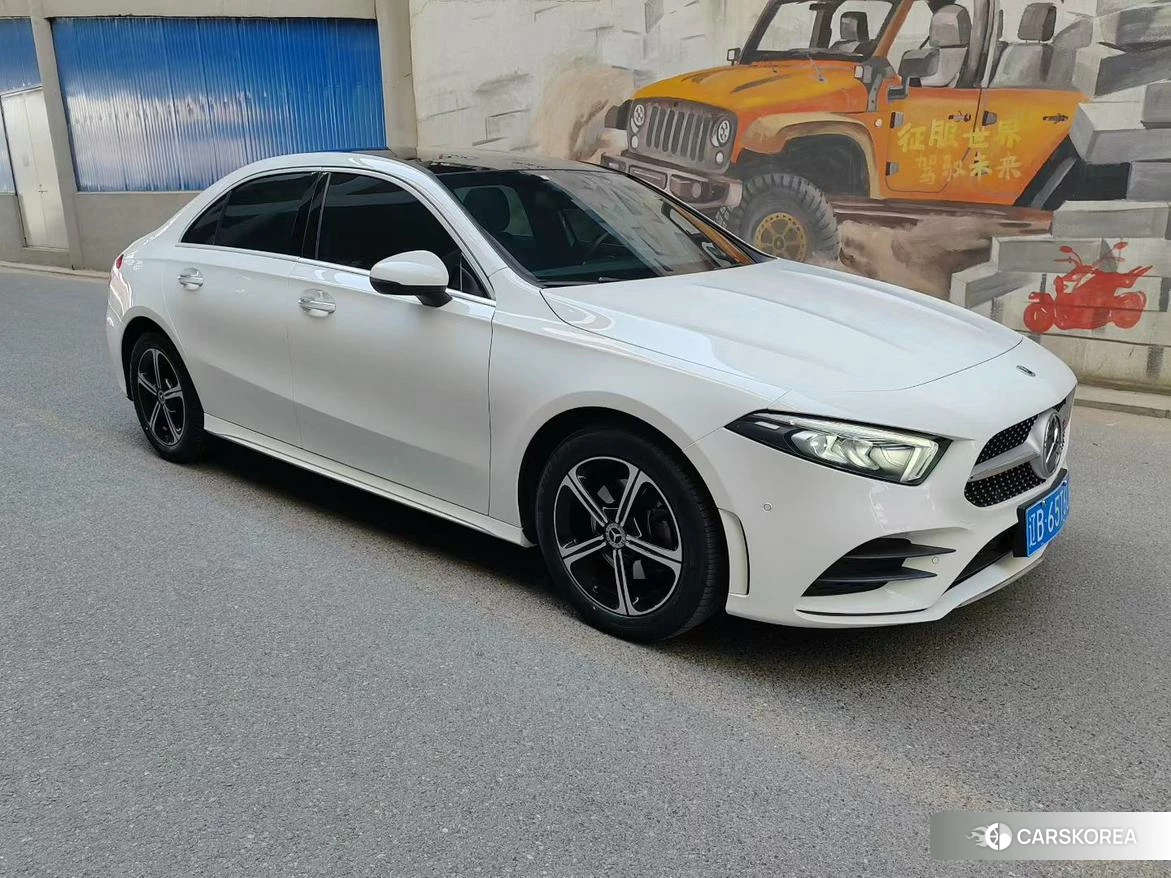 Mercedes-Benz Class A 2021 Белый из Китая, фото 3