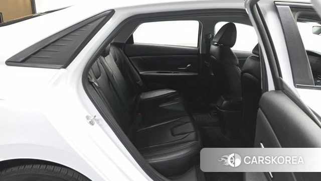 Hyundai Avante (CN7) 2021 Белый из Кореи, фото 3