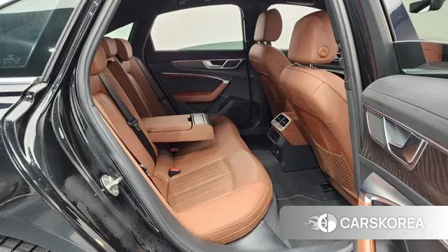 Audi A6 (C8) 2022 Черный из Кореи, фото 3