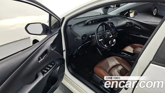 Toyota Prius 4th Generation id 2704919 из Кореи 3