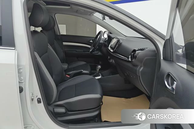 Kia Yi Ran 2025 Белый из Китая, фото 3