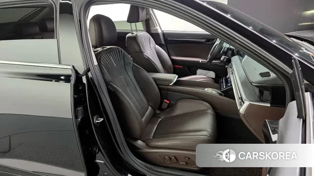 Hyundai Grandeur (GN7) 2023 Черный из Кореи, фото 3