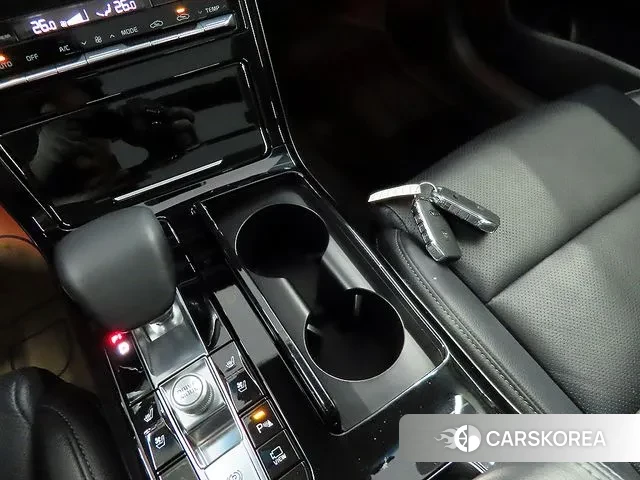 Kia K7 Premier id 3650816 из Кореи 3