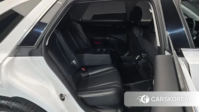 Hyundai Grandeur (GN7) 2023 Белый из Кореи, фото 3