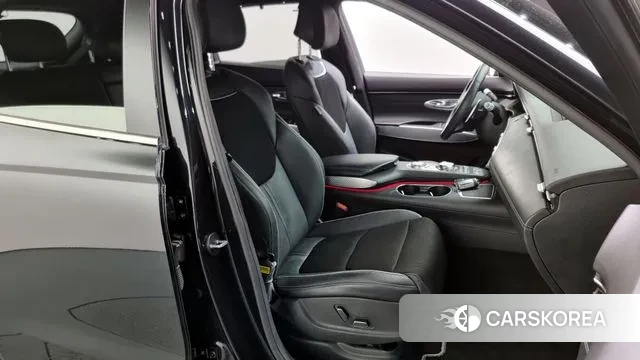 Genesis GV70 2023 Черный из Кореи, фото 3