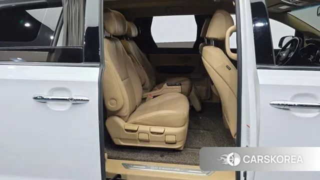 Kia The New Carnival 2019 Белый из Кореи, фото 3