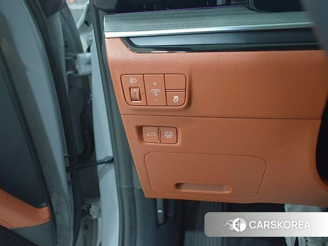 Kia The New K5 Hybrid 3rd generation 2024 Жемчужный цвет из Кореи, фото 3