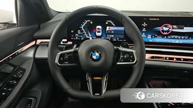 BMW 5 Series (G60) 2025 Белый из Кореи, фото 3