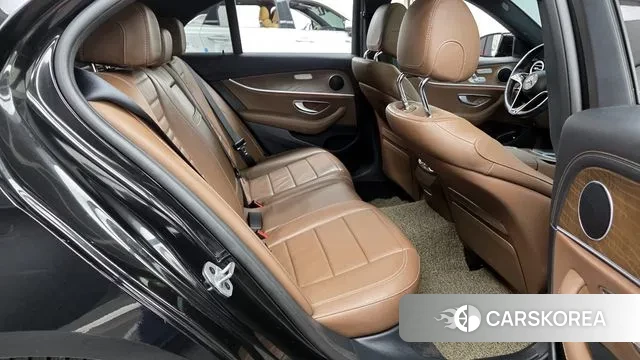 Mercedes-Benz E-Class W213 2020 Черный из Кореи, фото 3