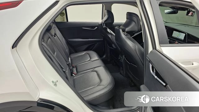 Kia Di Ol Nu Niro 2022 Белый из Кореи, фото 3