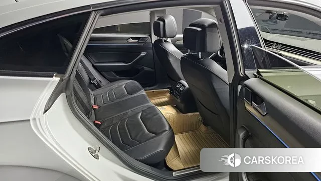 Volkswagen Arteon 2019 Белый из Кореи, фото 3