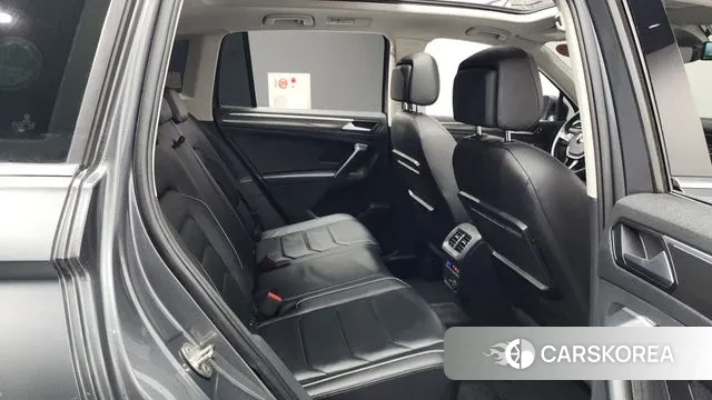 Volkswagen Tiguan second Generation 2020 Серый из Кореи, фото 3