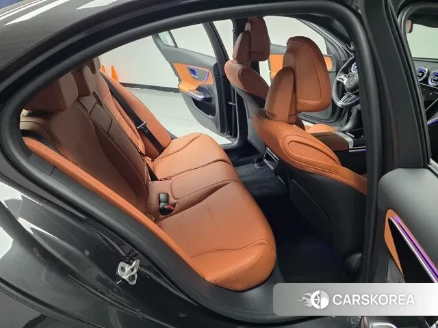 Mercedes-Benz C-Class W206 2025 Серый из Кореи, фото 3