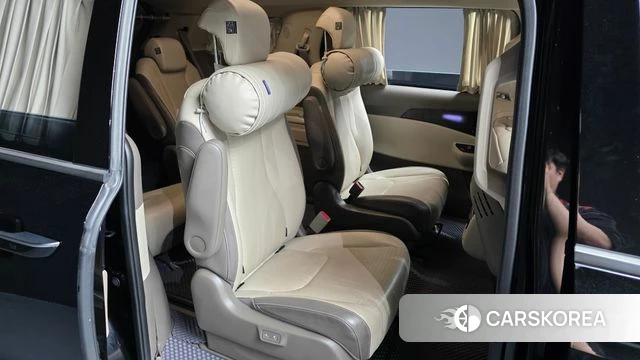 Kia Carnival 4th generation 2023 Черный из Кореи, фото 3