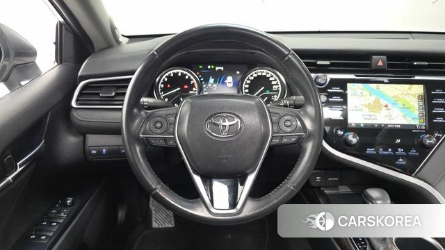 Toyota Camry (XV70) 2018 Серебряный из Кореи, фото 3