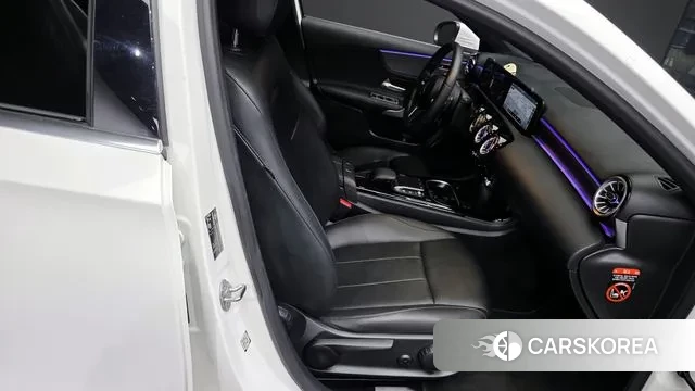 Mercedes-Benz A-Class W177 2022 Белый из Кореи, фото 3