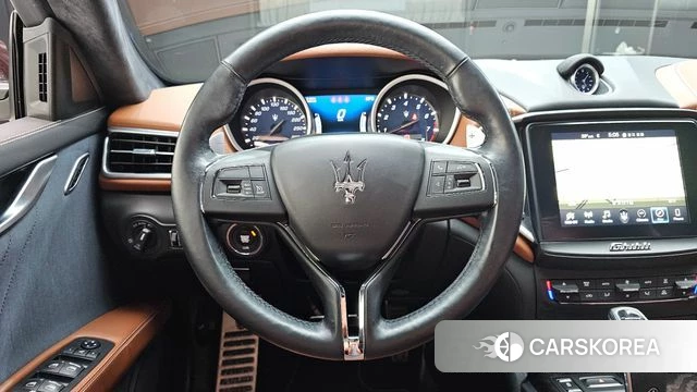 Maserati Ghibli 2019 Фиолетовый из Кореи, фото 3