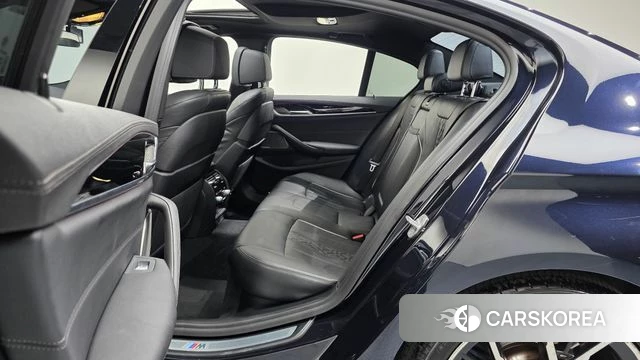 BMW 5 Series (G30) 2021 Черный из Кореи, фото 3