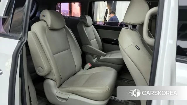 Kia The New Carnival 2019 Белый из Кореи, фото 3