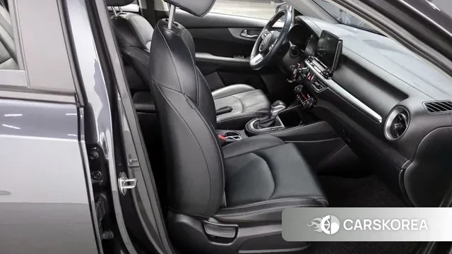 Kia Come New K3 2021 Серый из Кореи, фото 3