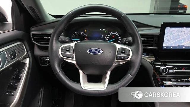 Ford Explorer 6th Generation 2023 Белый из Кореи, фото 3