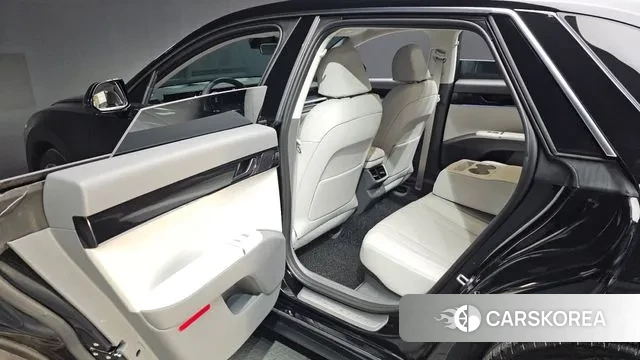 Hyundai Grandeur Hybrid (GN7) 2024 Черный из Кореи, фото 3