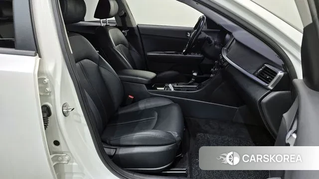 Kia The New K5 2nd generation 2018 Белый из Кореи, фото 3