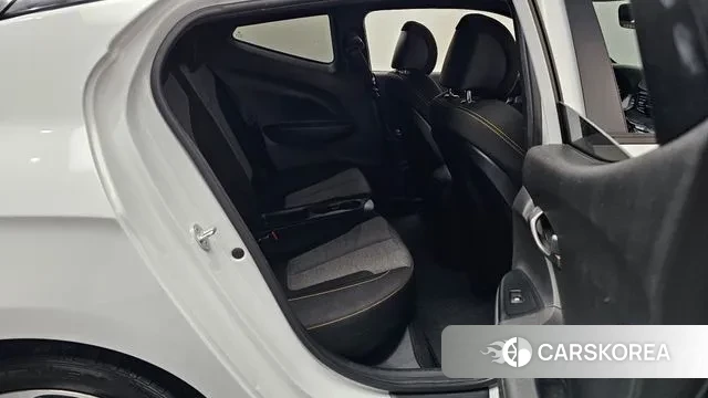 Hyundai Veloster (JS) 2019 Белый из Кореи, фото 3