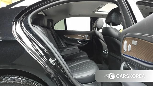 Mercedes-Benz E-Class W213 2020 Черный из Кореи, фото 3