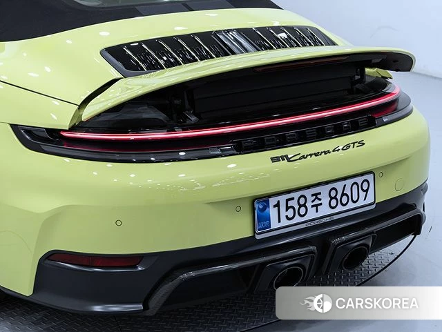 Porsche 911(992) 2025 Желтый из Кореи, фото 3