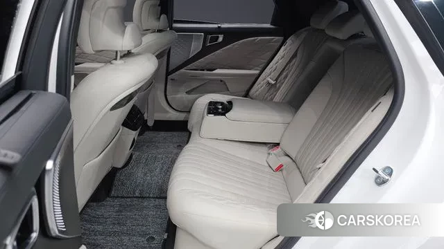 Kia K8 Hybrid 2023 Белый из Кореи, фото 3