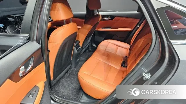 Kia The New K3 2nd generation 2022 Серый из Кореи, фото 3