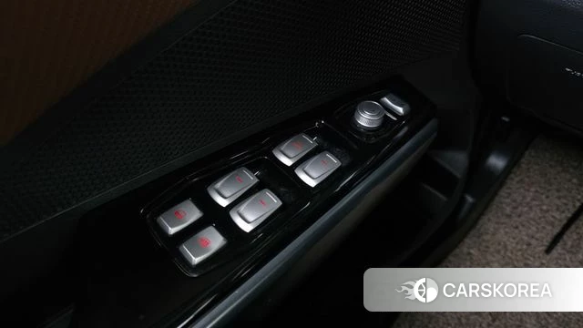 Ssangyong Tivoli Armor 2018 Белый из Кореи, фото 3