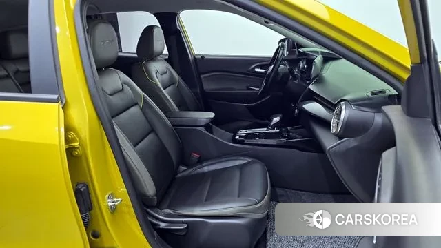 Chevrolet (GM Daewoo) Trax Crossover 2023 Желтый из Кореи, фото 3