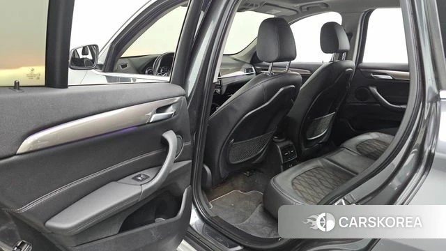 BMW X1 (F48) 2021 Серый из Кореи, фото 3