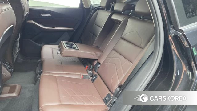 BMW 2 Series Active Tourer (U06) 2024 Черный из Кореи, фото 3
