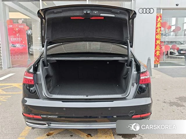 Audi A6L 2019 Черный из Китая, фото 3