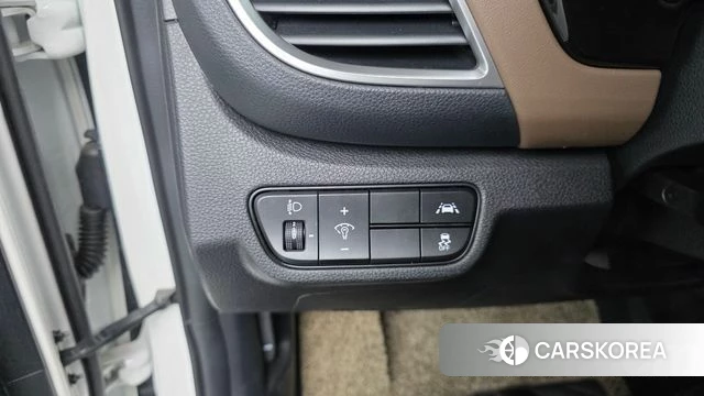 Kia Seltos 2022 Белый из Кореи, фото 3